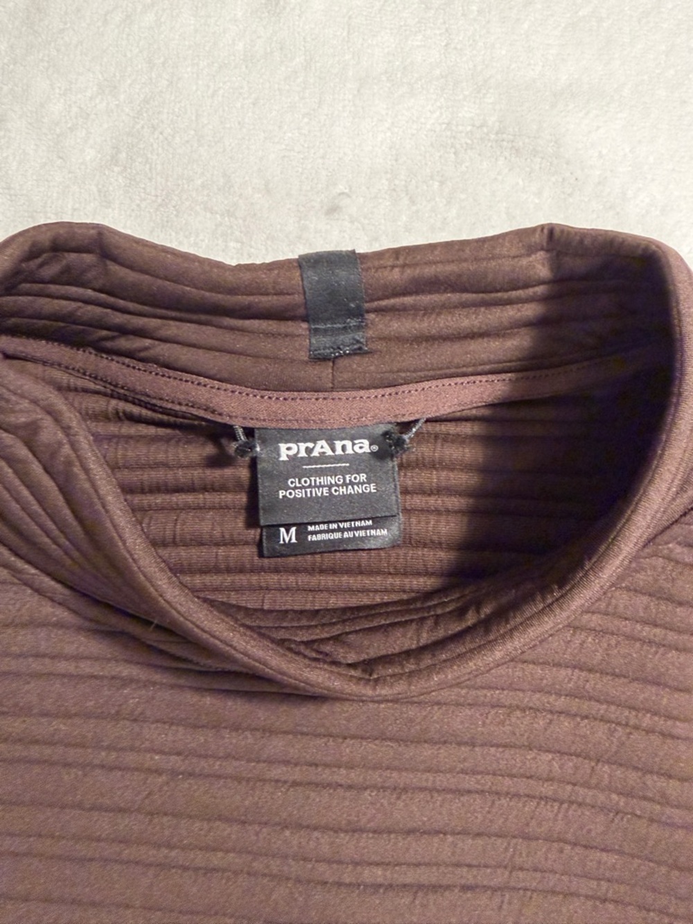 prAna Ribbed Cropped Mock Neck Pullover Brown Long Sleeve Size M - Picture 3 of 5